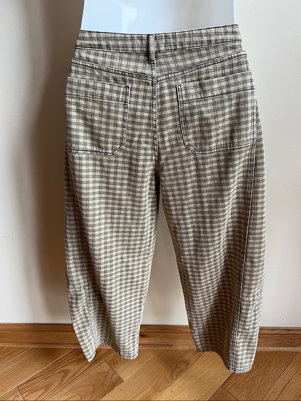 Miou Muse the Tanner pant Beige Plaid Relaxed Trousers - Picture 4 of 7